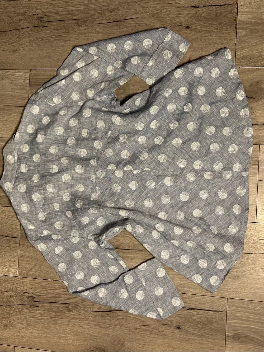 100% Linen Women’s Top Med Chambray Denim Geometrical Circles High Low Comfort - Picture 2 of 8